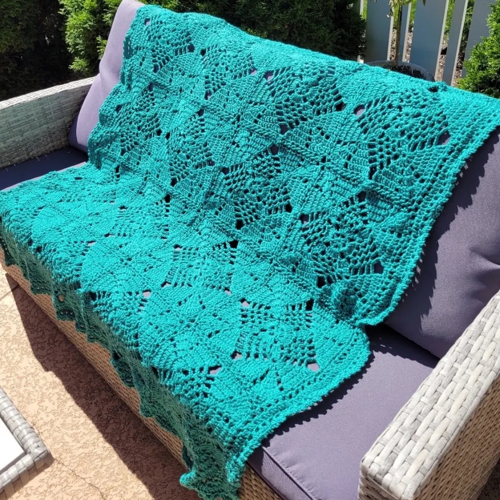 Handmade Crochet Blanket Turquoise Intricate Lacy Design Large Size …NEW